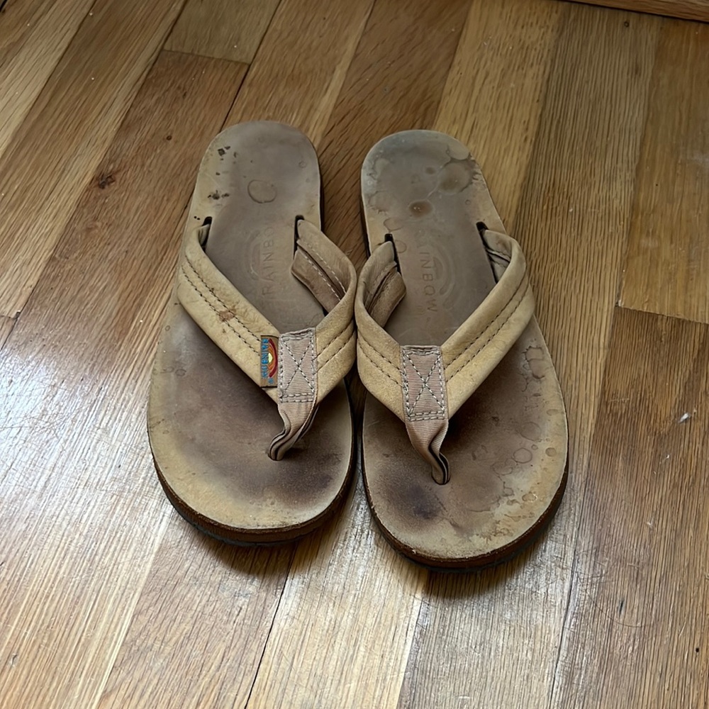 women’s size small rainbows